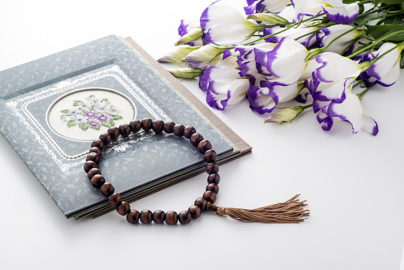数珠と花束